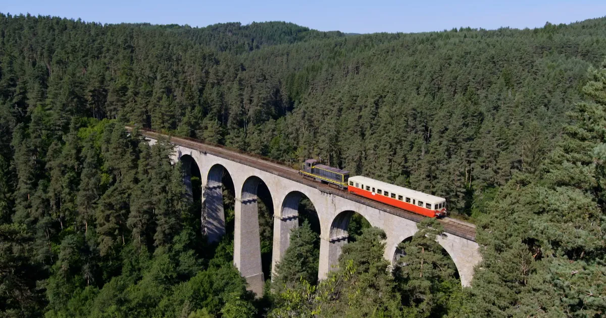 Langs de bron van de Loire: treinreizen door onbekend Frankrijk