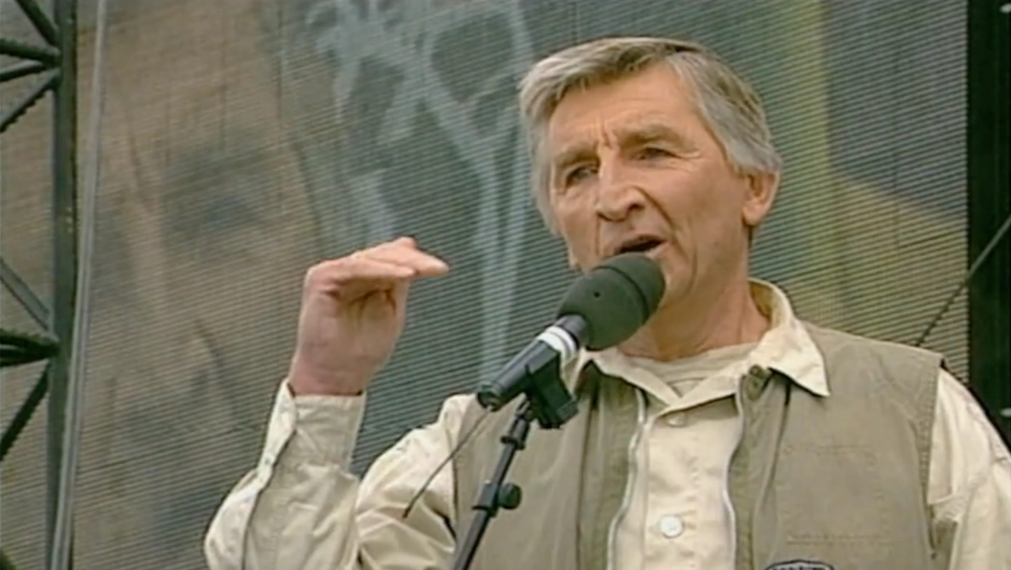 Karin kwam tot geloof op de EO-Jongerendag in 1995: “Ik kan niet meer zonder, geen minuut, geen seconde”