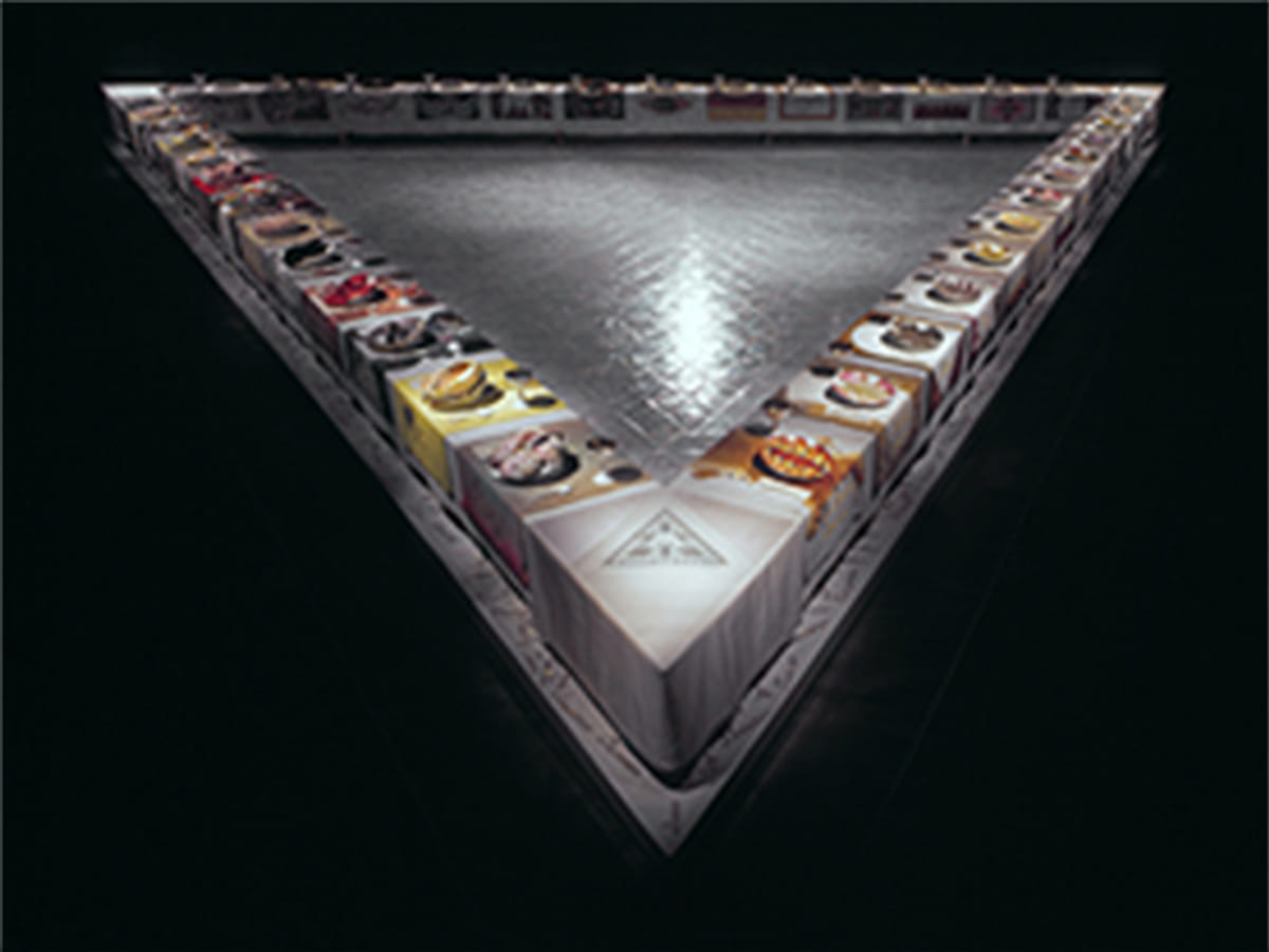 Judy_Chicago_The_Dinner_Party