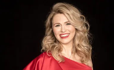 Maak kennis met Lisa Loeb (32)