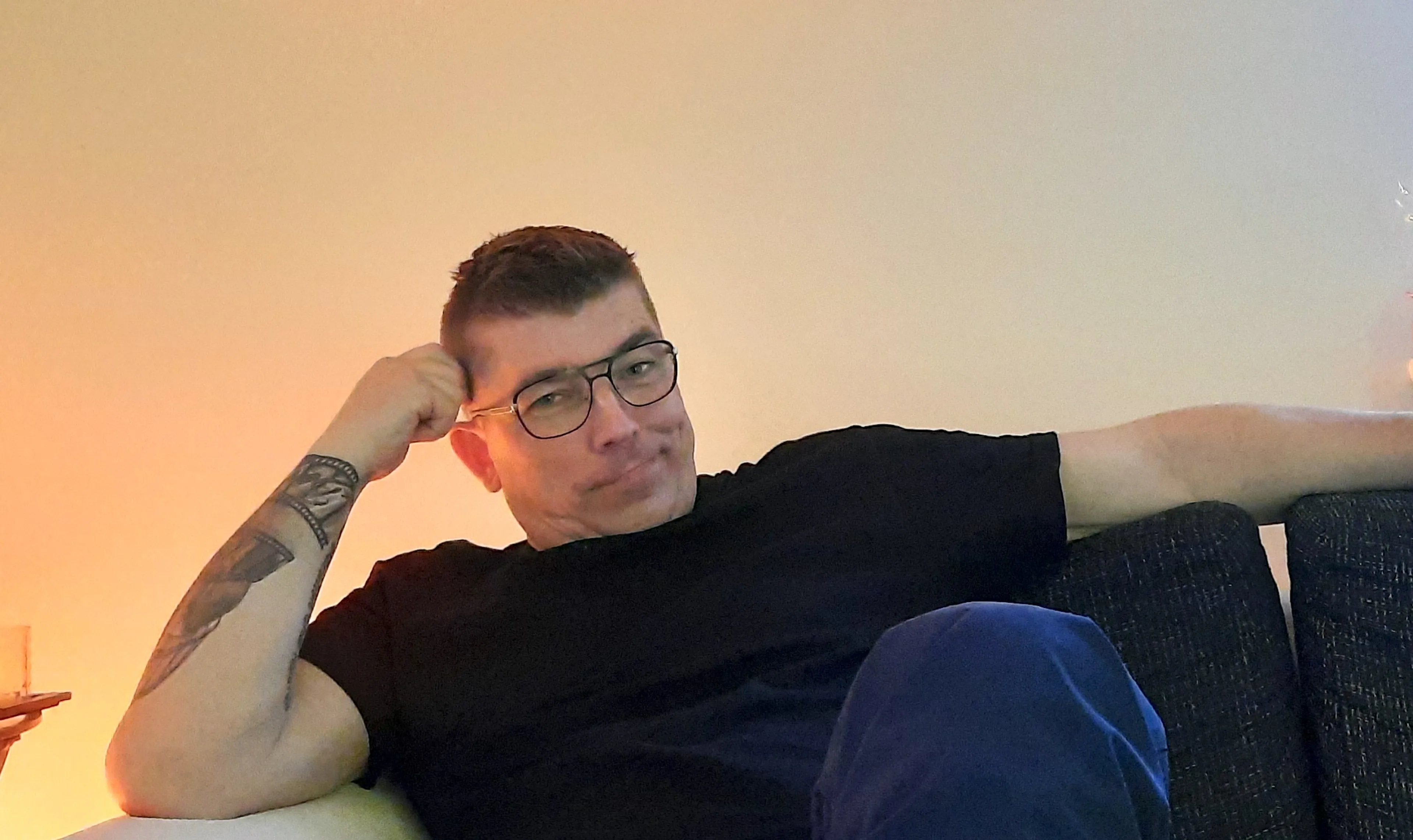 Vrachtwagenchauffeur Werner tekent blind voor een nieuw beroep