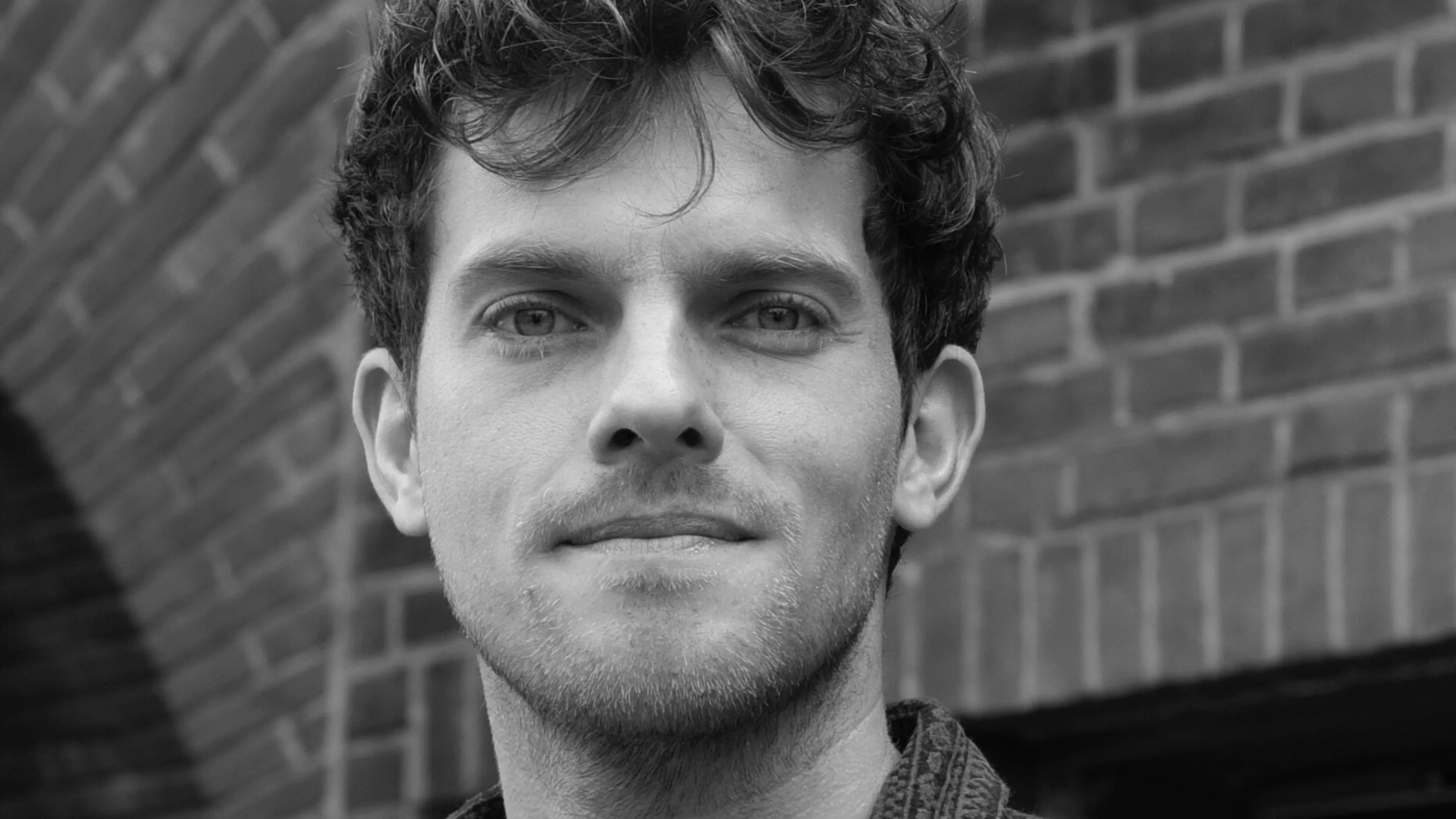 De zoektocht van een zoon: filmmaker Wieke over 'Als ze er niet is'