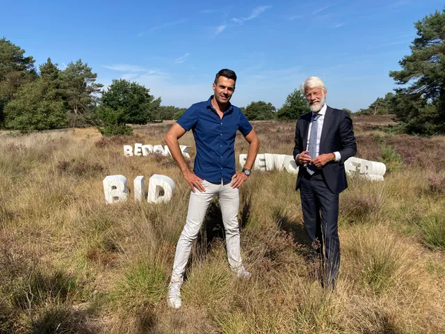 In de eerste aflevering van het EO-programma 'Bid, bedank, bewonder' spreekt Jurjen ten Brinke met professor Erik Scherder.