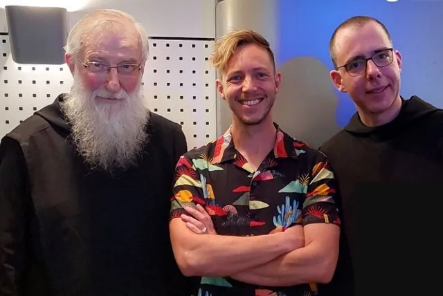 Elbert Smelt in gesprek met Thomas Quartier en Gerard Mathijsen.