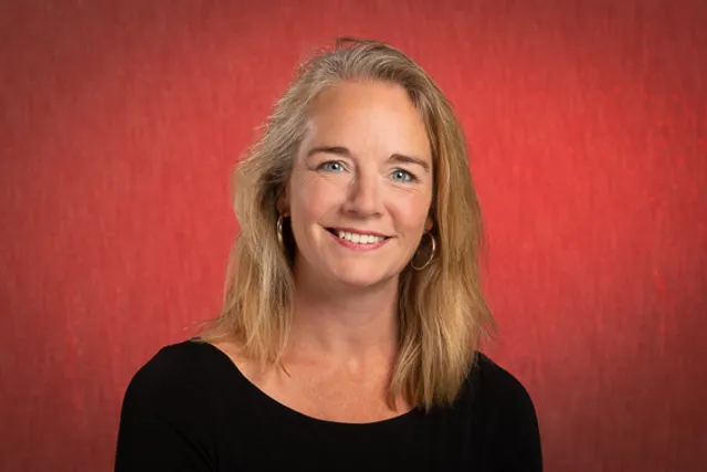 Gerja Wolf gaat voor de podcast De Stem in gesprek met Roelien van Wageningen van Het Groot Omroepkoor.