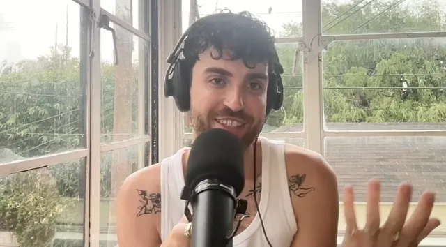 In de podcast Tekstuele Voorlichting gaat Duncan Laurence in gesprek met Martine ten Klooster.