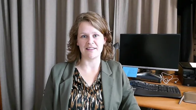 Predikant Desiree Prins is te gast in de EO-podcast 'Kerk en ik'. Hier vertelt ze hoe zij omgaat met de vaccinatie-discussie in haar kerk in Staphorst.